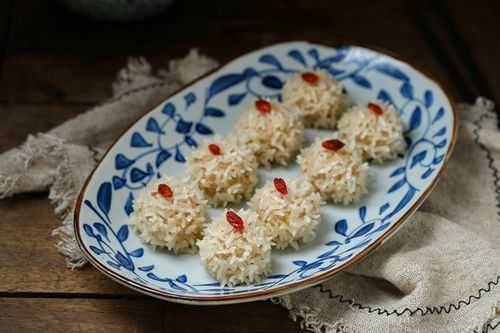 珍珠肉丸哪里菜(珍珠肉丸子的家常蒸法)-第3张图片-厨房小当家 珍珠肉丸哪里菜(珍珠肉丸子的家常蒸法)-第3张图片-厨房小当家