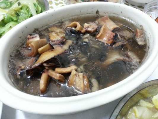 哪里有黑豆丝(黑豆炖墨鱼的做法)-第1张图片-厨房小当家 哪里有黑豆丝(黑豆炖墨鱼的做法)-第1张图片-厨房小当家