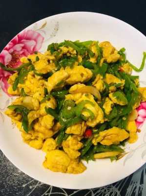 辣椒炒蛋最正宗的做法,辣椒炒蛋哪里菜好吃-第2张图片-厨房小当家 辣椒炒蛋最正宗的做法,辣椒炒蛋哪里菜好吃-第2张图片-厨房小当家