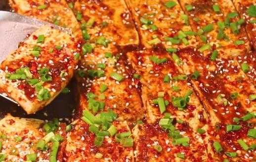 铁板豆腐来自哪里(铁板豆腐的豆腐去哪进货)-第1张图片-厨房小当家 铁板豆腐来自哪里(铁板豆腐的豆腐去哪进货)-第1张图片-厨房小当家