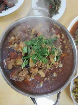 土鸡火锅哪里有(鸡煲火锅做法)-第1张图片-厨房小当家 土鸡火锅哪里有(鸡煲火锅做法)-第1张图片-厨房小当家
