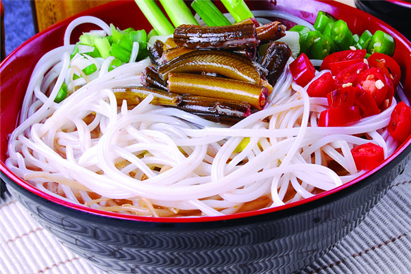 莲花池鳝鱼米线地址,黄鳝美食在哪里买-第3张图片-厨房小当家 莲花池鳝鱼米线地址,黄鳝美食在哪里买-第3张图片-厨房小当家