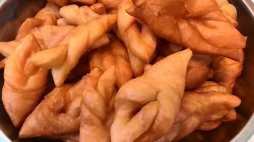哪里卖老式麻花（老式麻花的制作配方）-第2张图片-厨房小当家