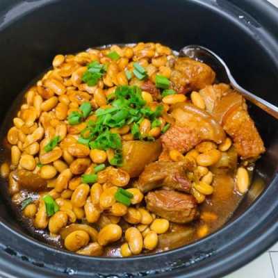 黄豆煲五花肉怎么做,哪里有煲猪肉汤的地方-第1张图片-厨房小当家 黄豆煲五花肉怎么做,哪里有煲猪肉汤的地方-第1张图片-厨房小当家