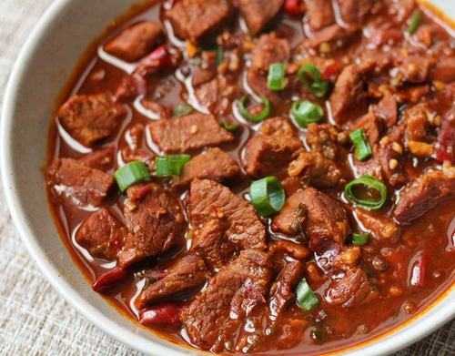 用什么部位烧红烧牛肉好吃,牛肉哪里红烧好吃又嫩-第2张图片-厨房小当家 用什么部位烧红烧牛肉好吃,牛肉哪里红烧好吃又嫩-第2张图片-厨房小当家