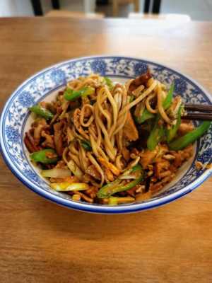 农村大集怎么卖炒面和有特色的面条,炒面是哪个地方的小吃?-第3张图片-厨房小当家