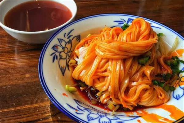 西安哪里美食正宗(西安哪里美食正宗好吃)-第2张图片-厨房小当家 西安哪里美食正宗(西安哪里美食正宗好吃)-第2张图片-厨房小当家