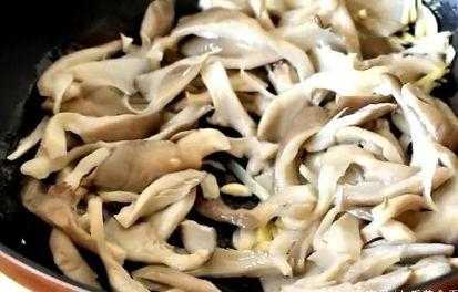 棒蘑哪里菜(棒蘑菇怎么做好吃)-第3张图片-厨房小当家 棒蘑哪里菜(棒蘑菇怎么做好吃)-第3张图片-厨房小当家